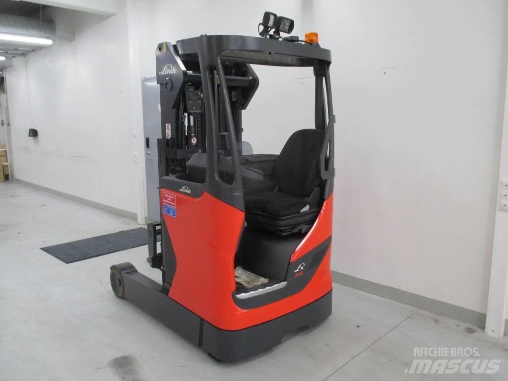 Linde R16N Chariot à mât rétractable