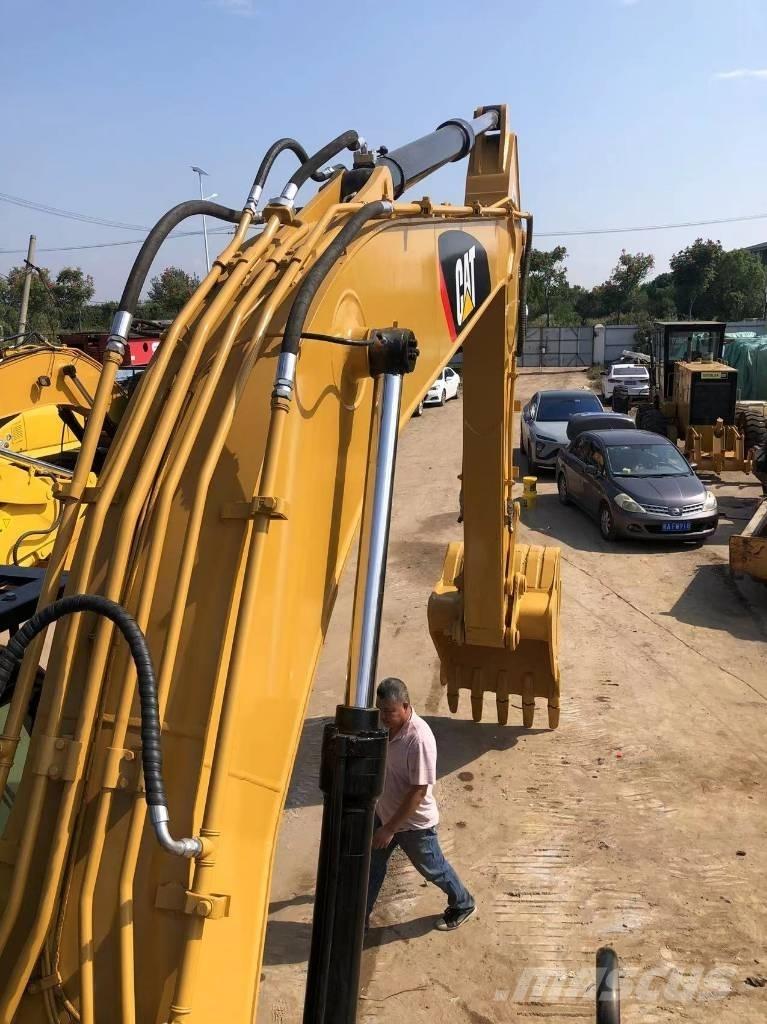 CAT 320 D Pelle sur chenilles