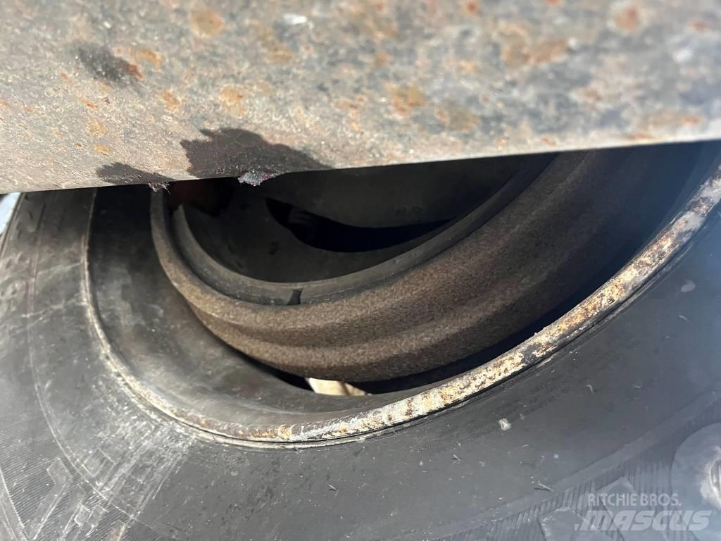 Fontaine 3 axle FBS Remorque ridelle