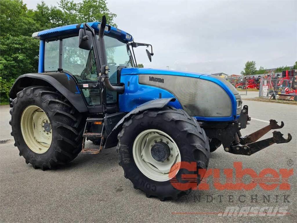 Valtra T 140 Tracteur