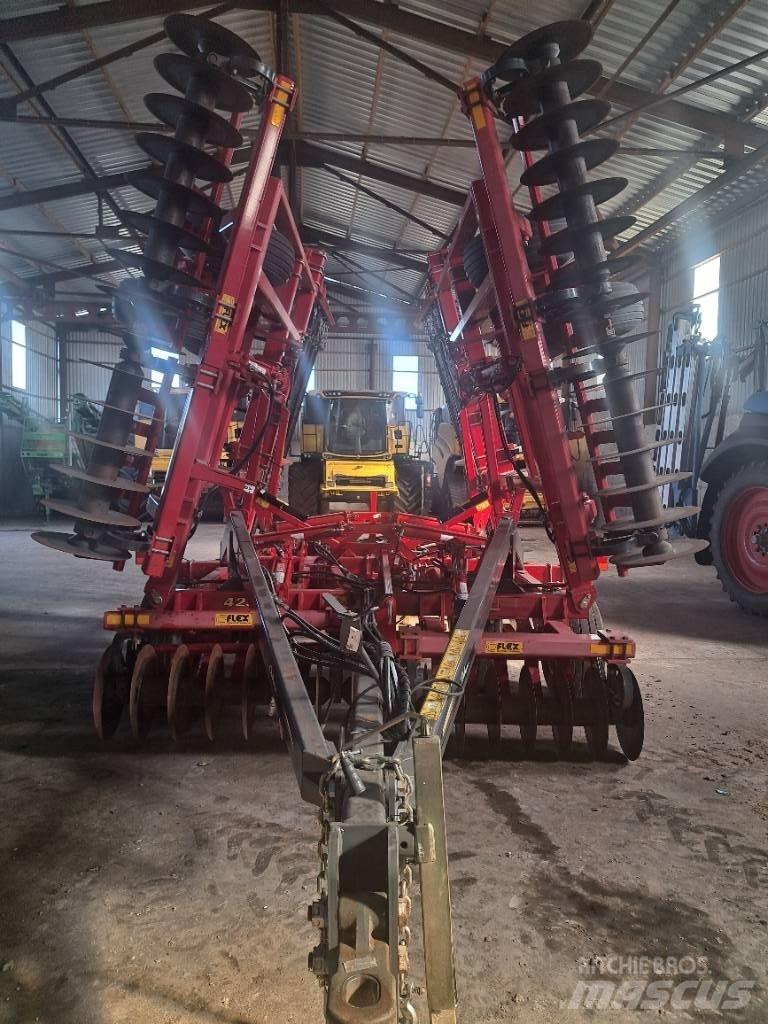 Challenger 4233 Crover crop