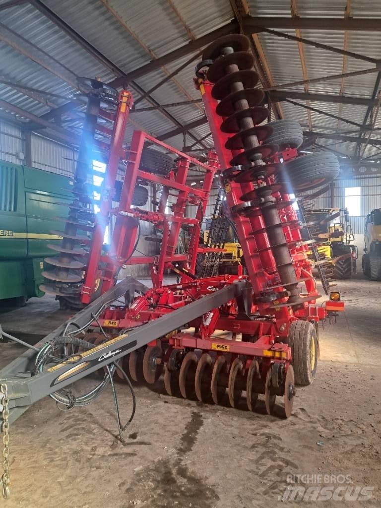 Challenger 4233 Crover crop