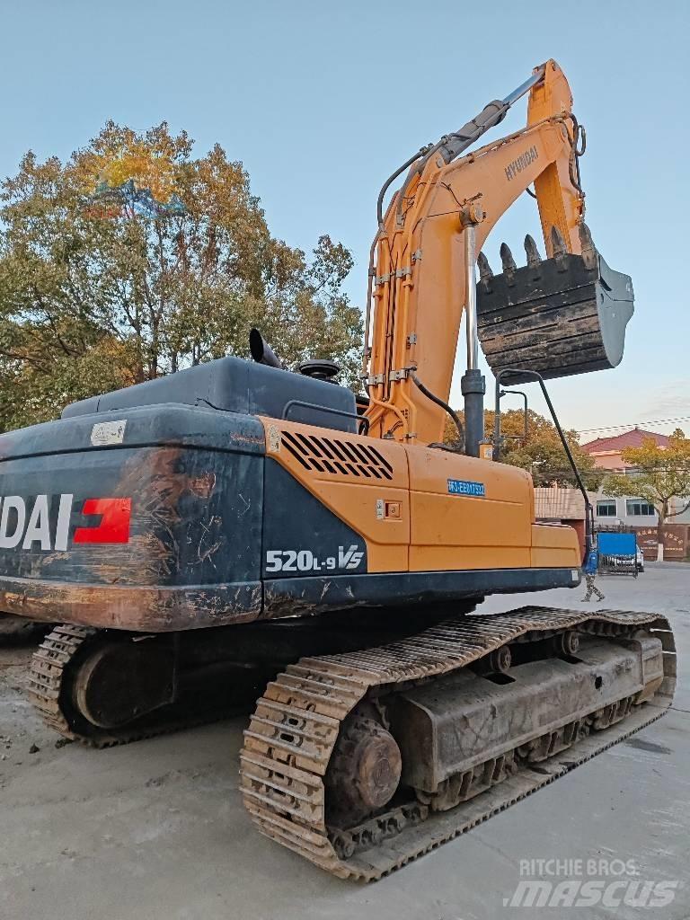 Hyundai R520L-9VS Pelle sur chenilles