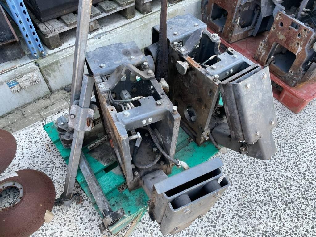 Bomag BF 700 C-2 Finisseur