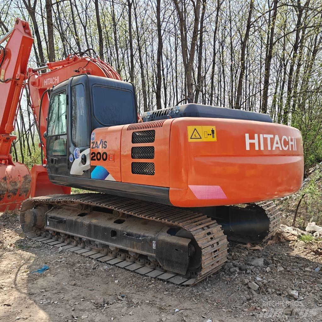 Hitachi 200-5G Pelle sur chenilles