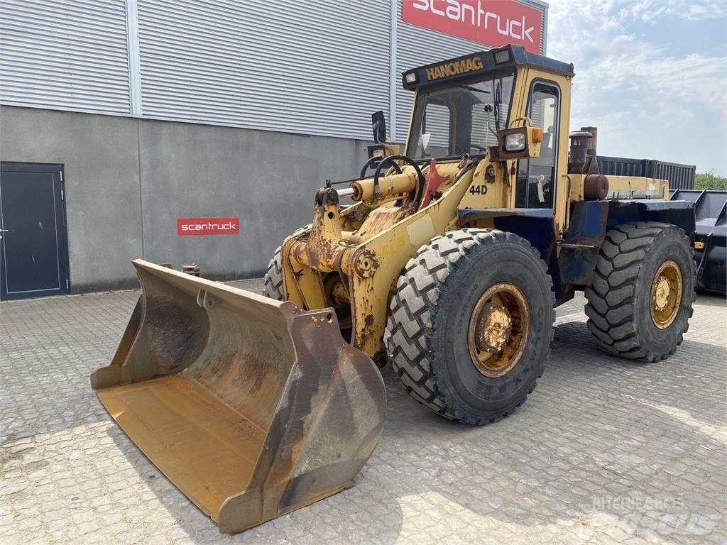 Hanomag 44D Chargeuse sur pneus