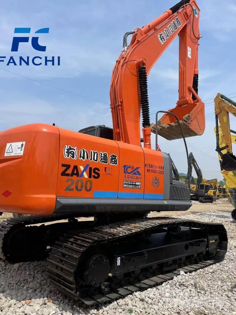 Hitachi ZX 200 Pelle sur chenilles