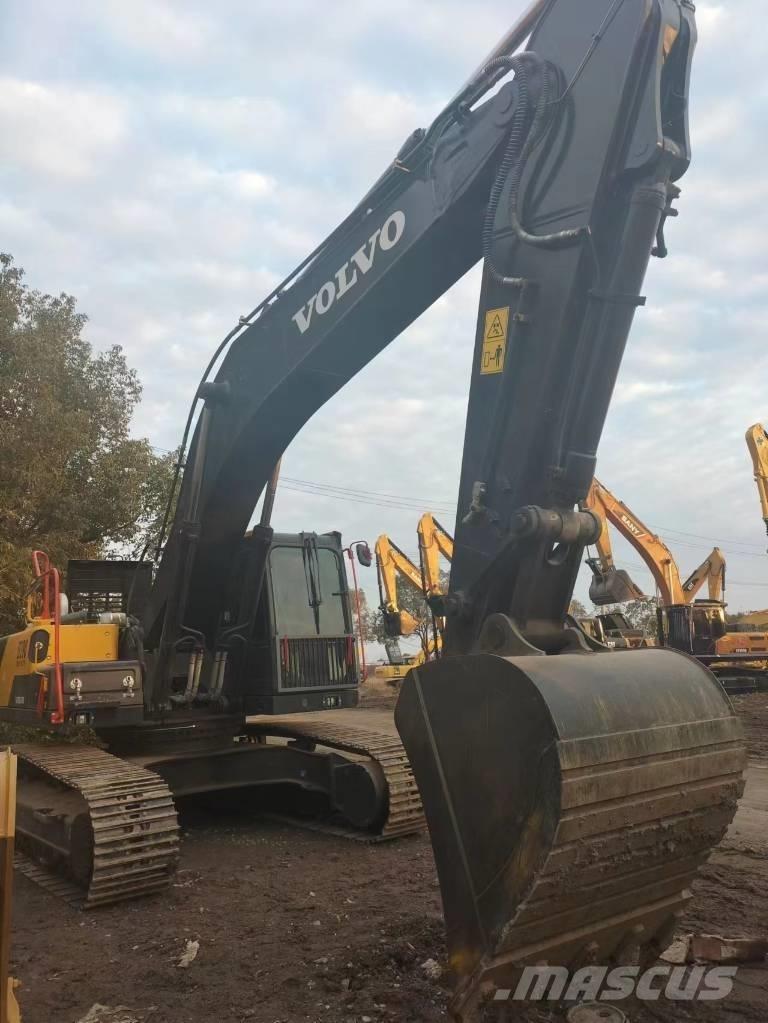Volvo EC 290 B LC Pelle sur chenilles