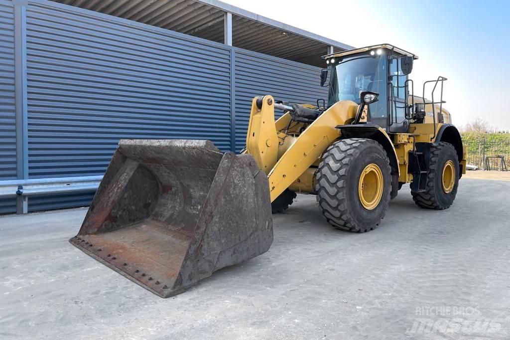 CAT 950M Chargeuse sur pneus