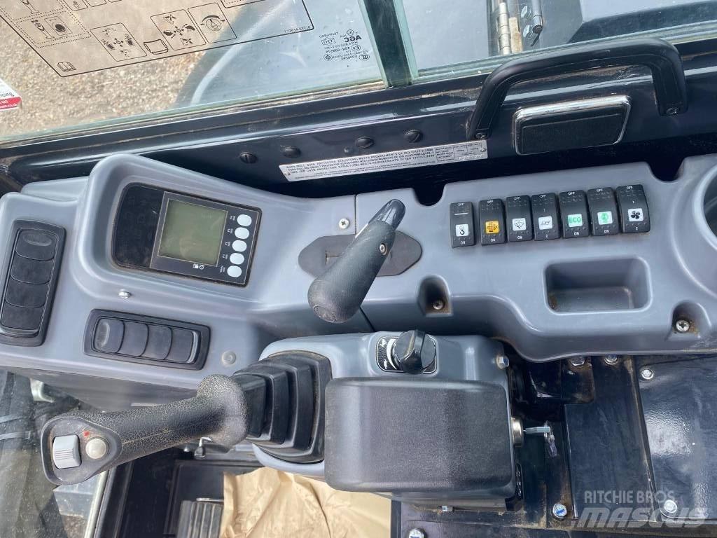 Yanmar Vio 50-6B Mini pelle < 7t