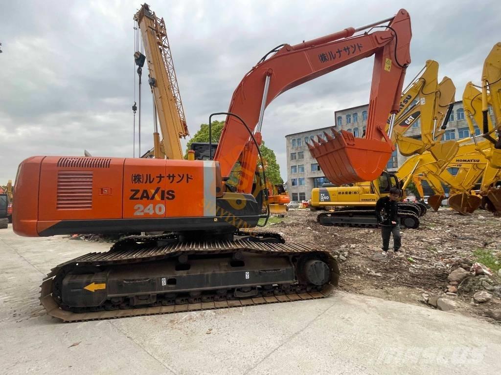 Hitachi ZX 240 Pelle sur chenilles