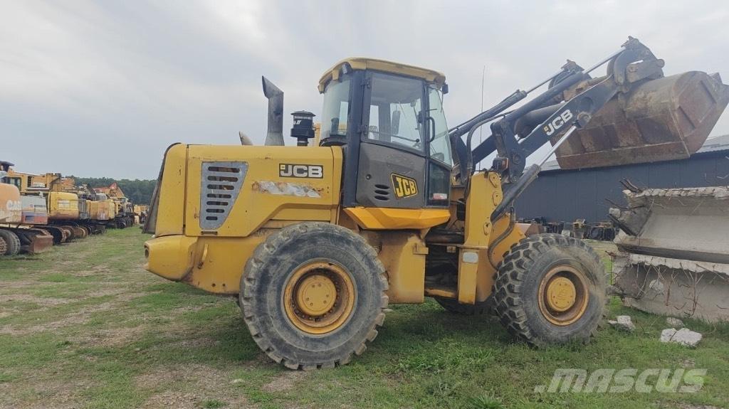 JCB 426 HL Bras et Godet