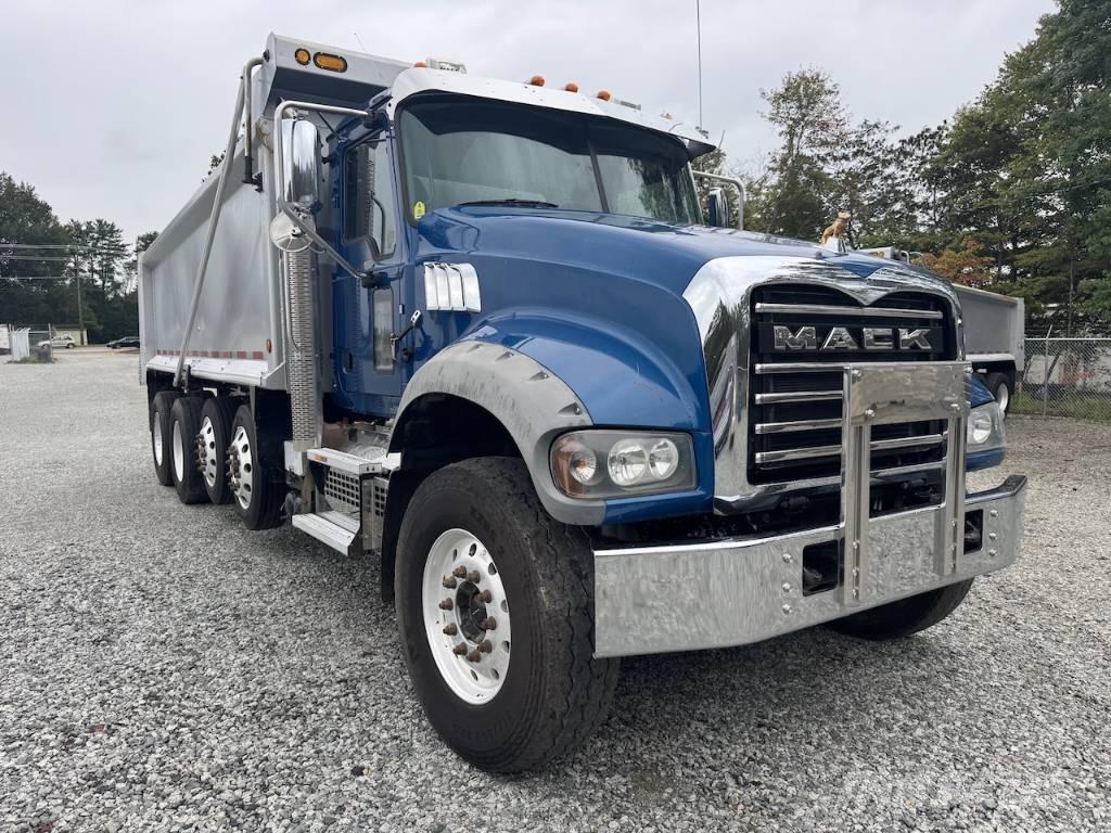 Mack Granite 64FR Camion benne