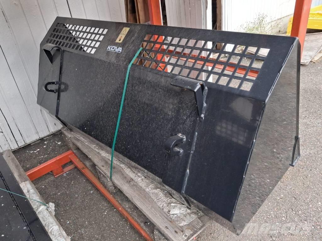 Kova Lumikauha Accessoires d'attache pour tracteurs compacts