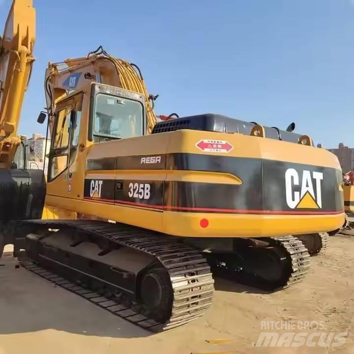 CAT CAT323B Mini pelle 7t-12t