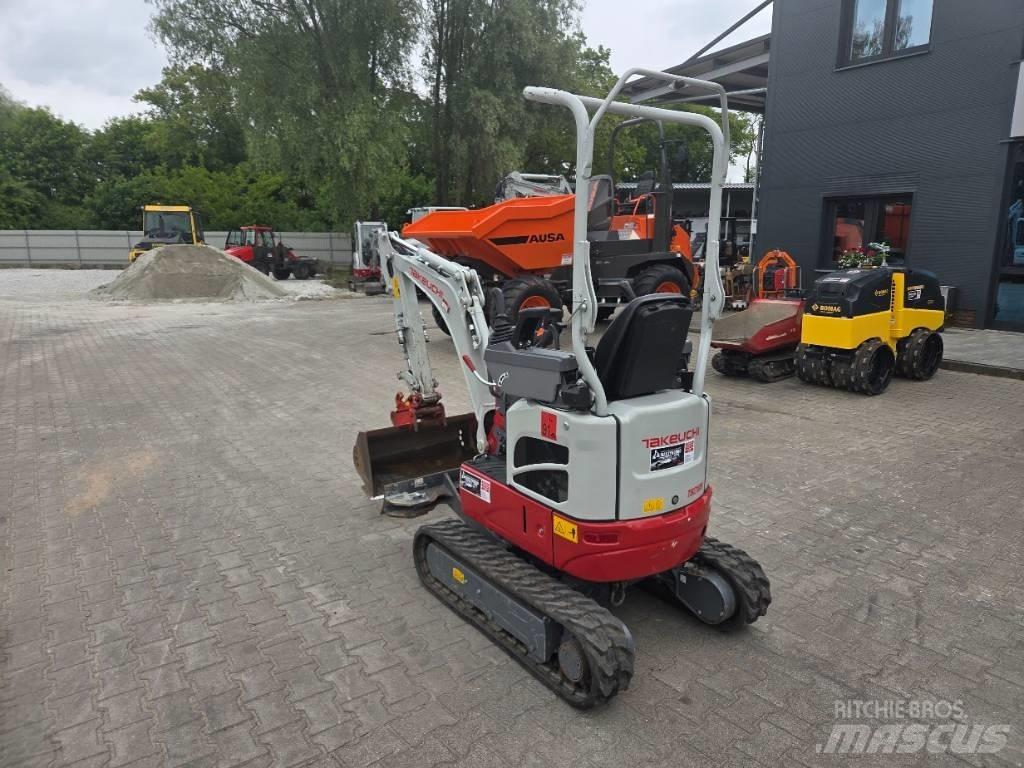 Takeuchi TB 210 R Mini pelle < 7t