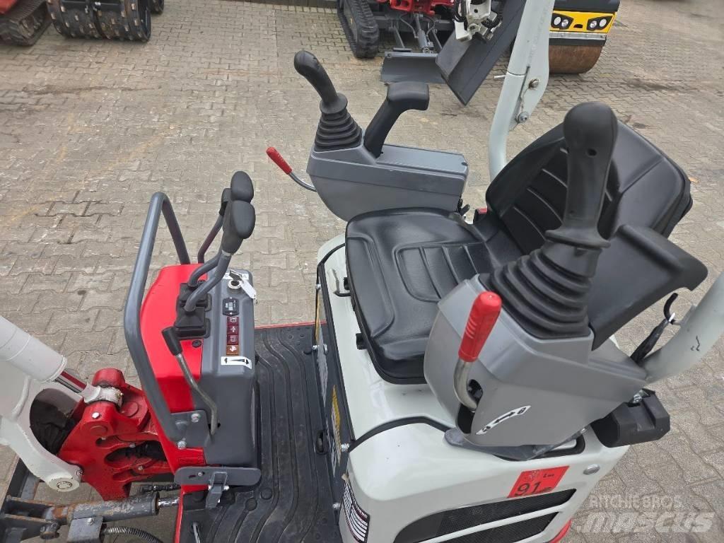 Takeuchi TB 210 R Mini pelle < 7t