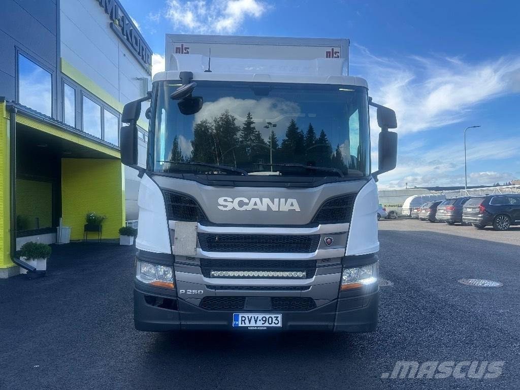 Scania P250 Camion Fourgon