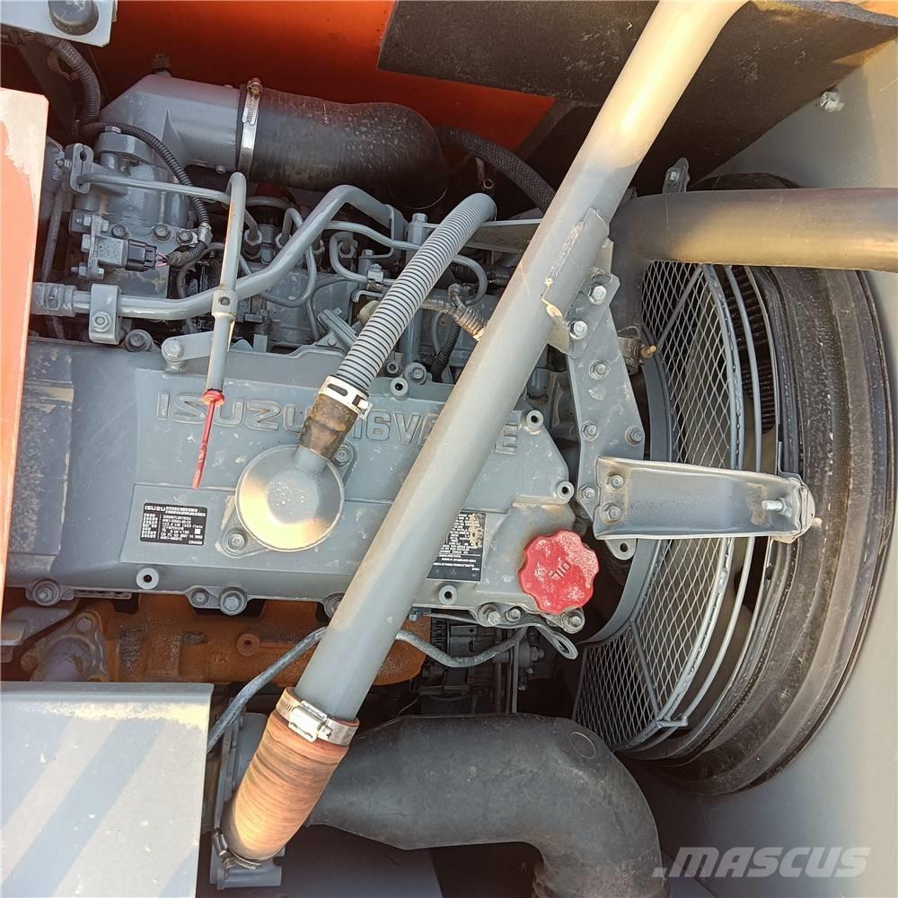 Hitachi ZX240 Pelle sur chenilles