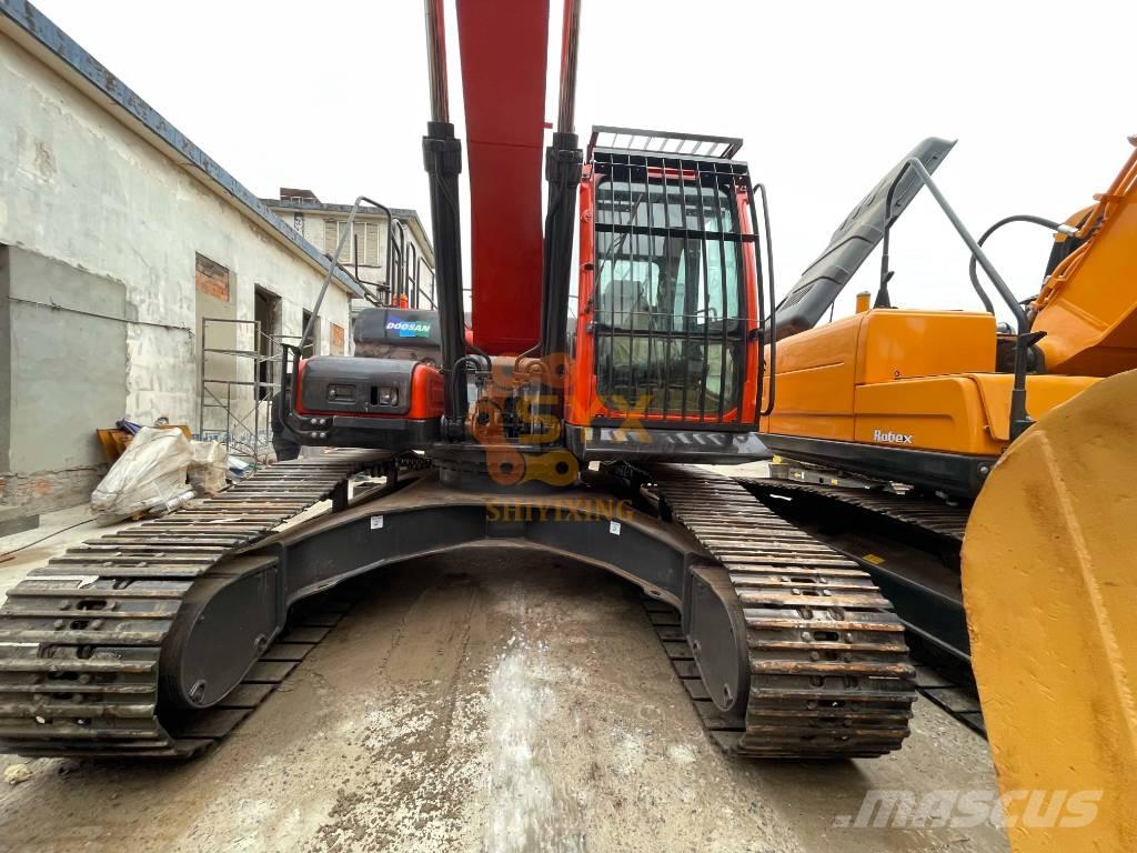 Doosan DX 300LC -9 Pelle sur chenilles