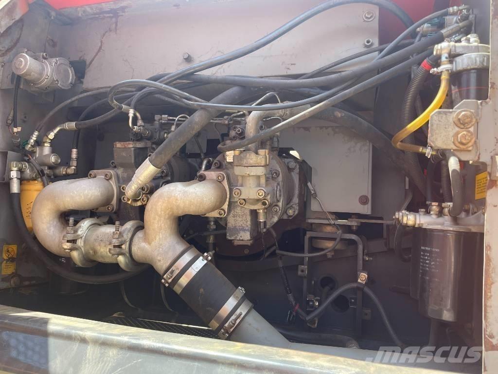 Hitachi ZX 350 Pelle sur chenilles