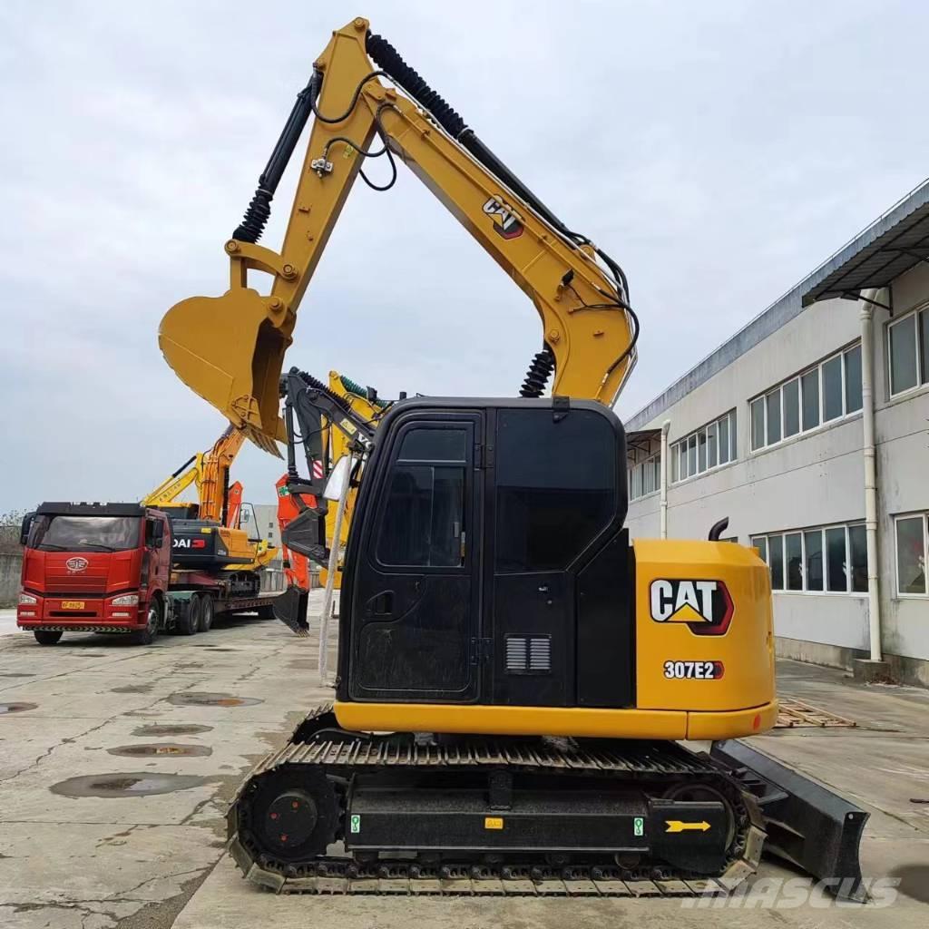 CAT 307E2 Pelle sur chenilles