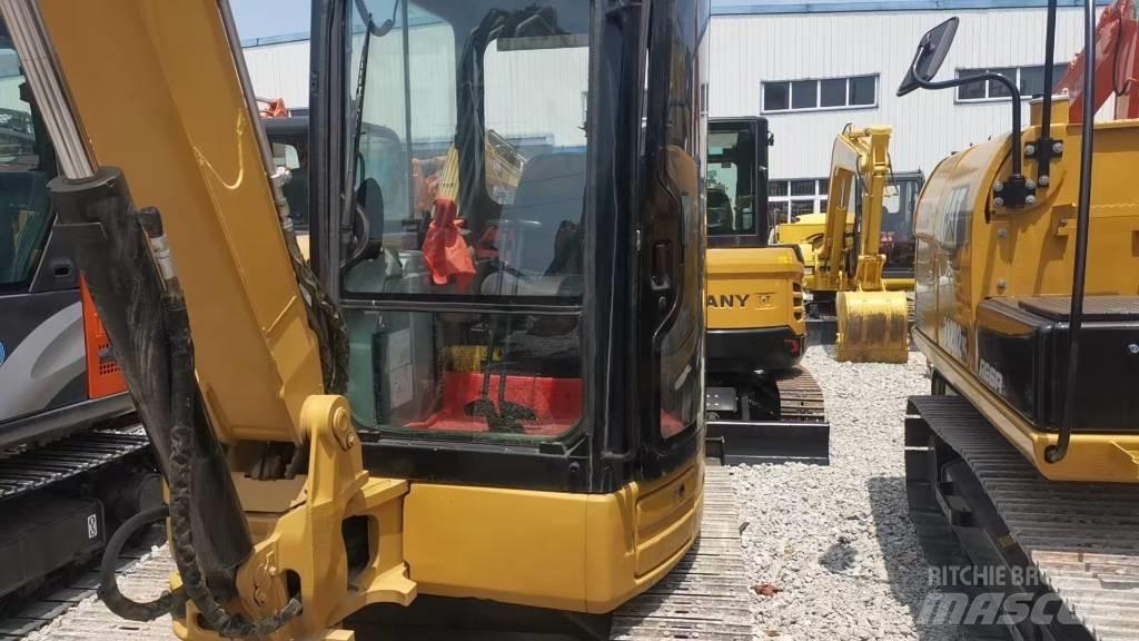 CAT 305 CR Pelle sur chenilles