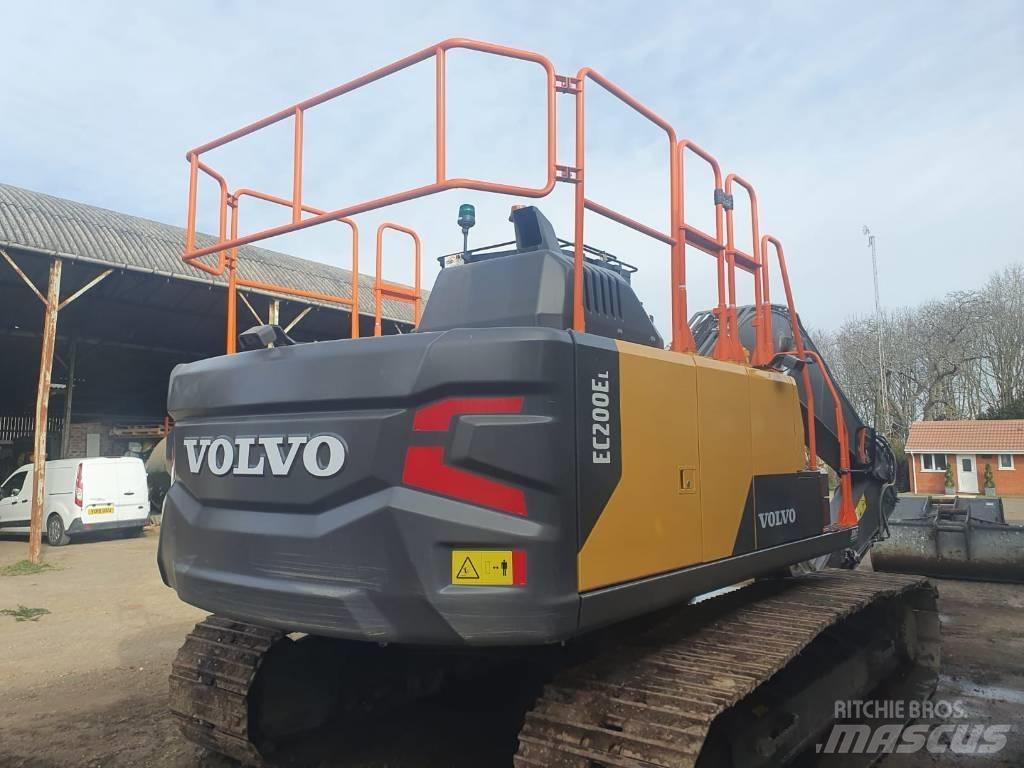 Volvo EC 200EL Pelle sur chenilles