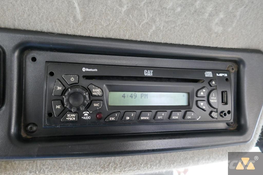 CAT 966K Chargeuse sur pneus