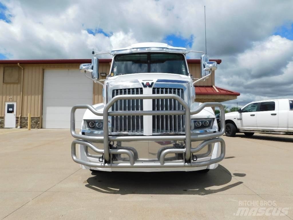 Western Star 5700 XE Tracteur routier