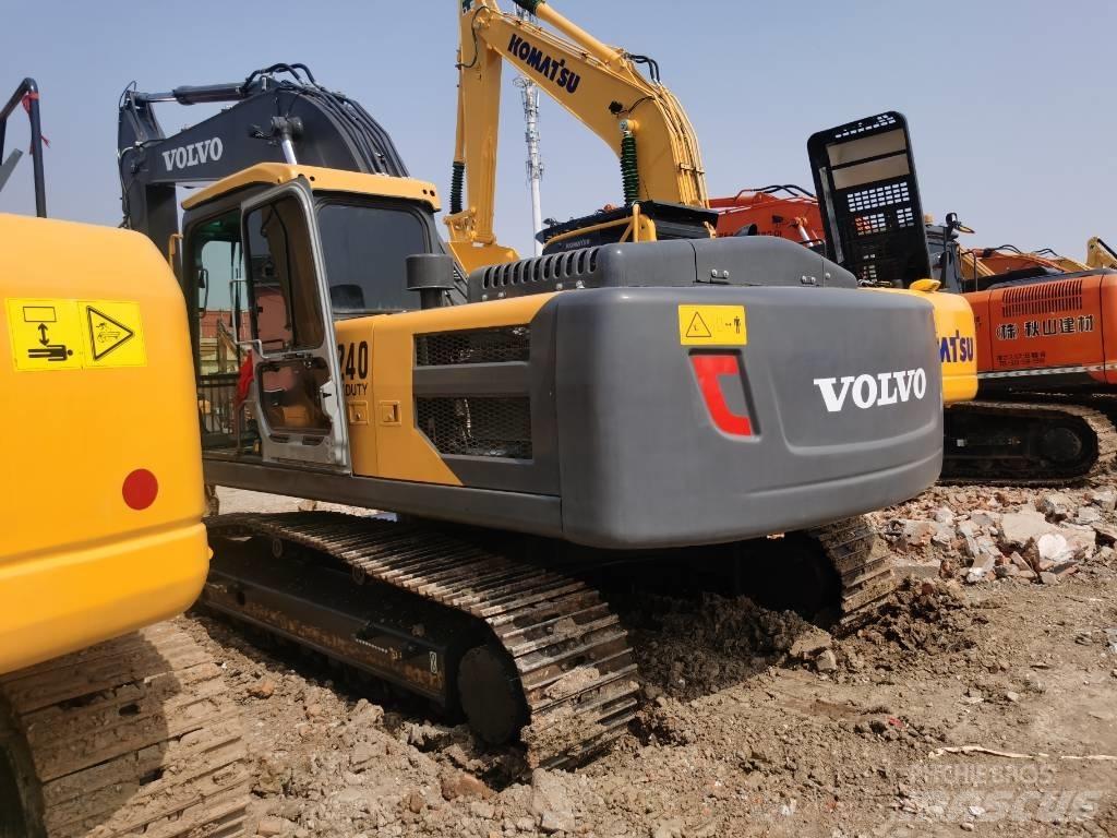Volvo EC 240 Pelle sur chenilles