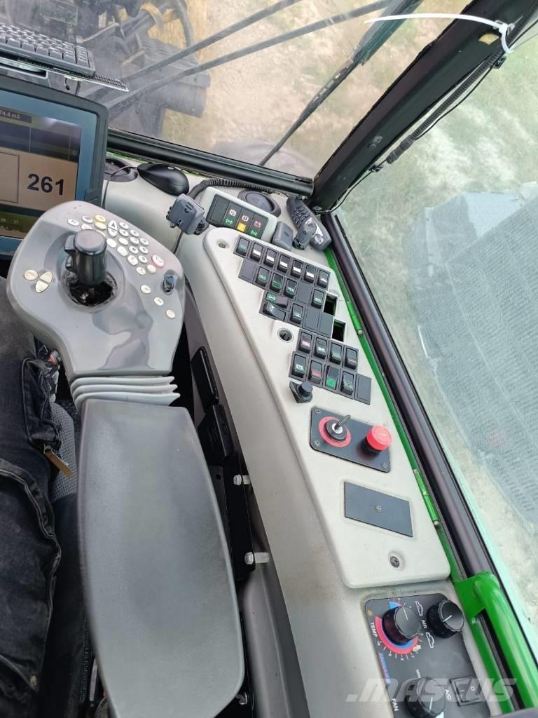 John Deere 770 D Abatteuse