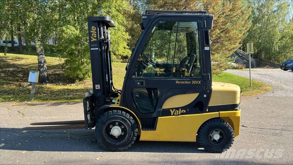 Yale GDP 30 VX Chariots diesel