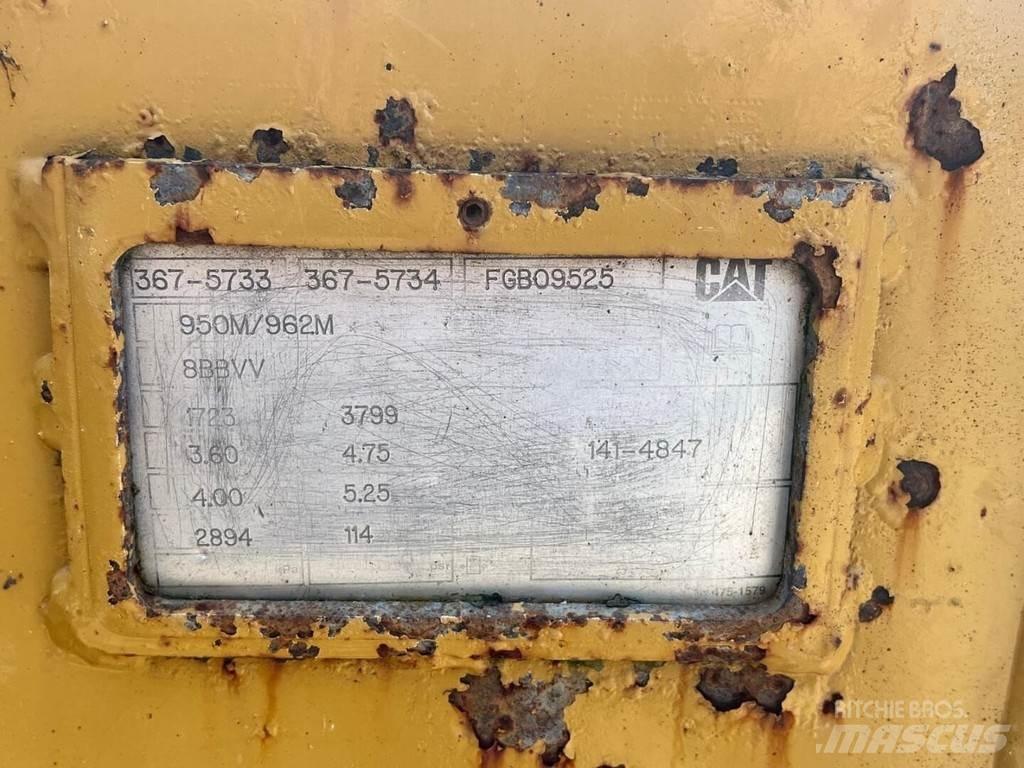 CAT 950M Chargeuse sur pneus