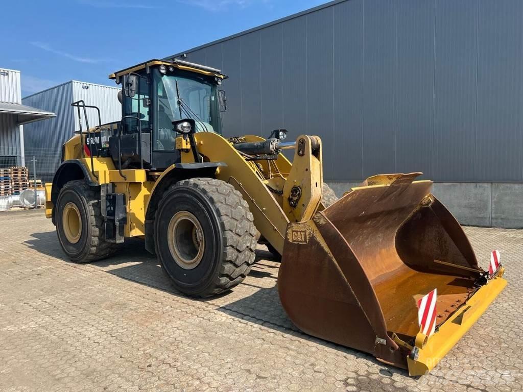 CAT 950M Chargeuse sur pneus