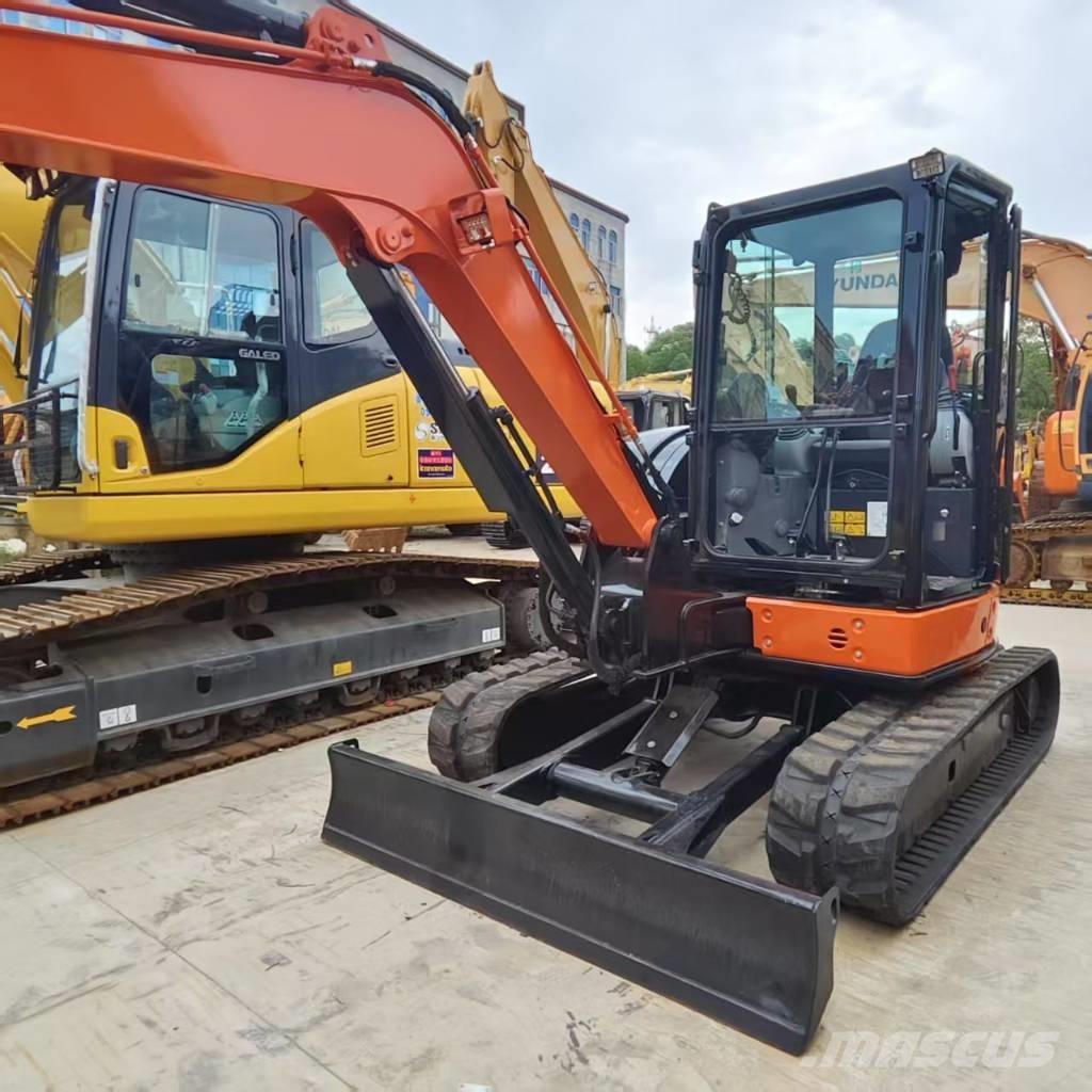 Hitachi ZX 55 UR Mini pelle < 7t