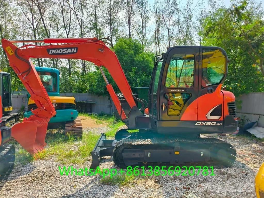Doosan DX 60 Pelle sur chenilles