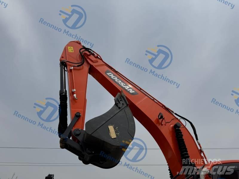 Doosan DX 225 LC-9C Pelle sur chenilles