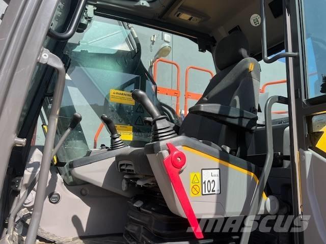 Volvo EC 200 E Pelle sur chenilles
