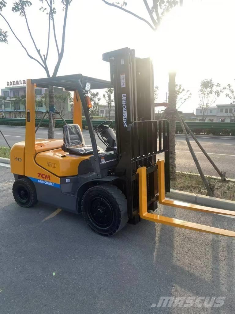 TCM FD 30 Chariots diesel