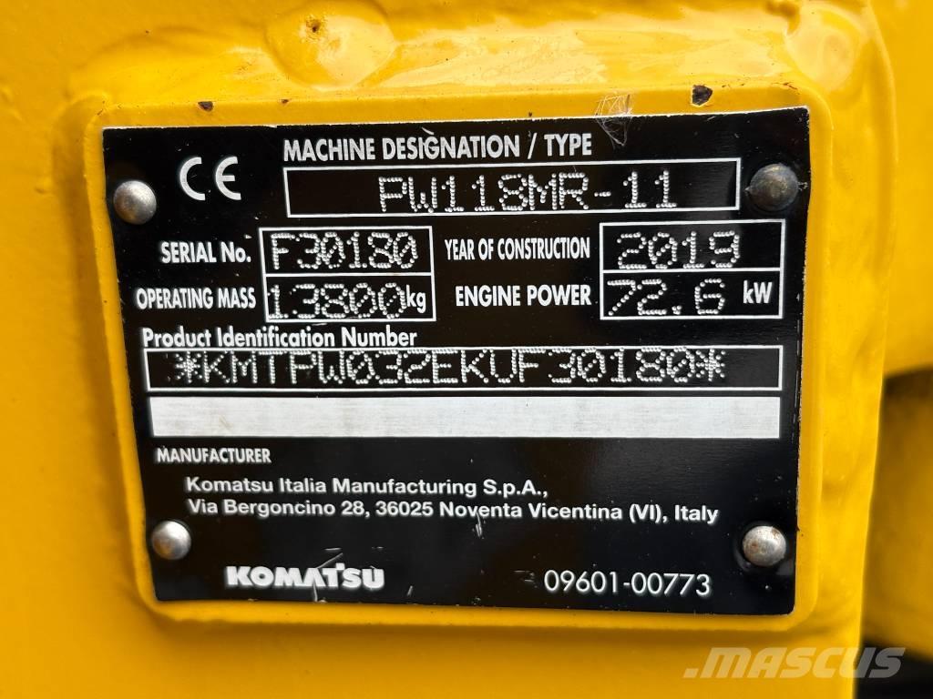 Komatsu PW118-11 Pelle sur pneus