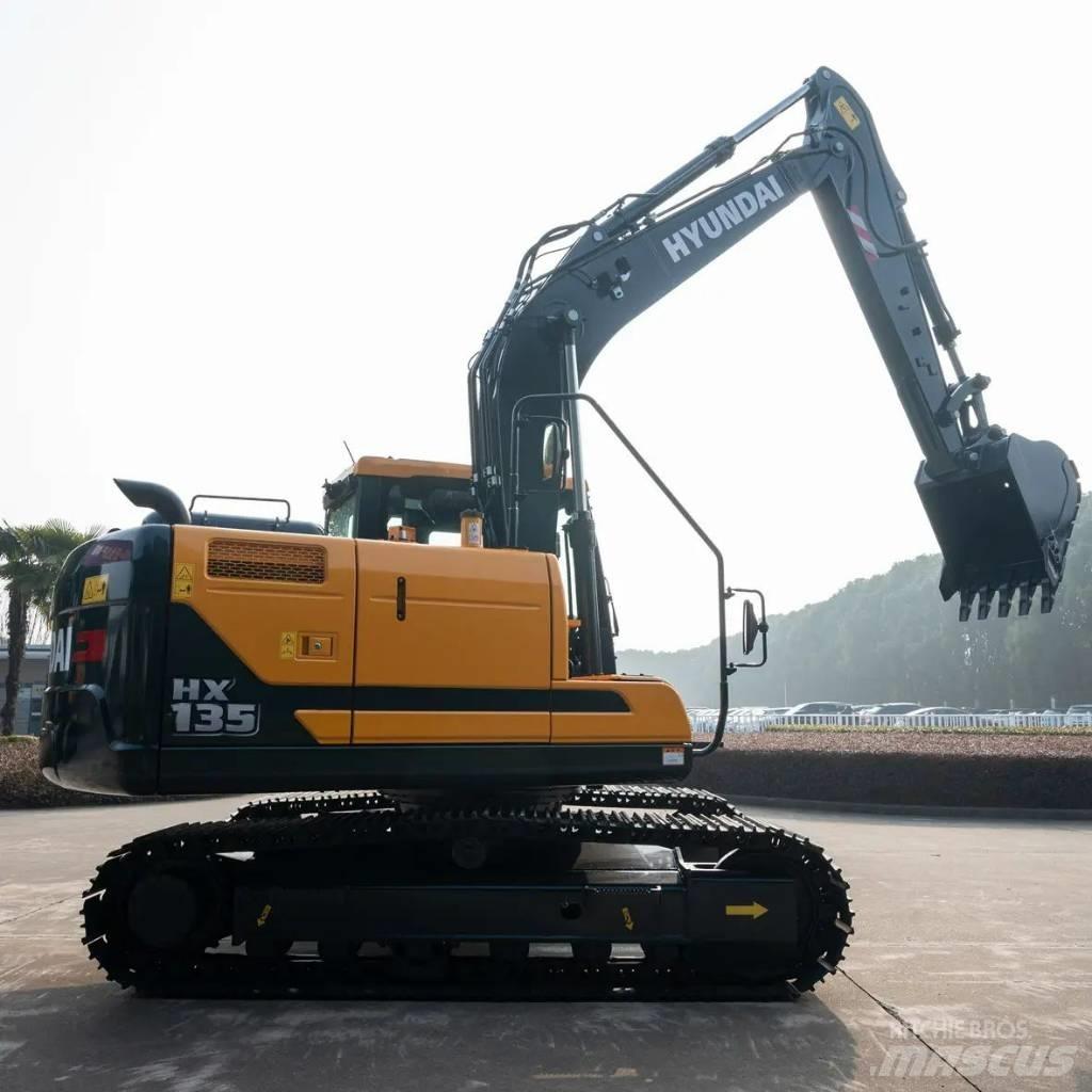 Hyundai HX135 Pelle sur chenilles