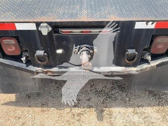 Peterbilt 335 Camion plateau