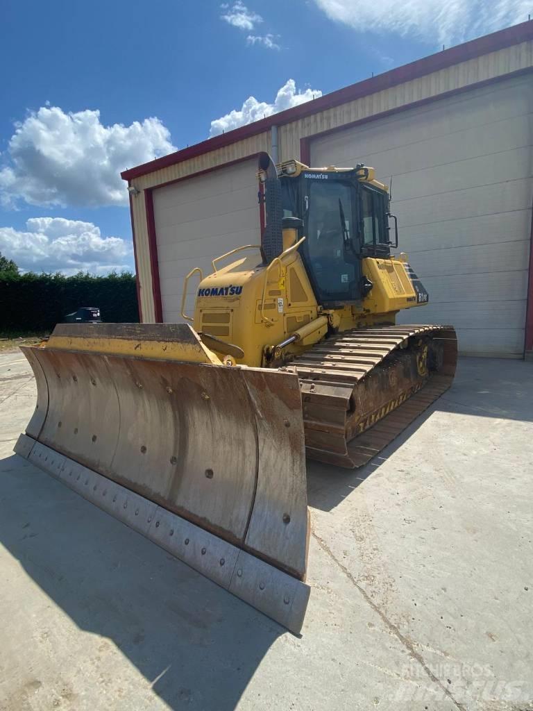 Komatsu D61PX24 Bouteurs sur chenilles