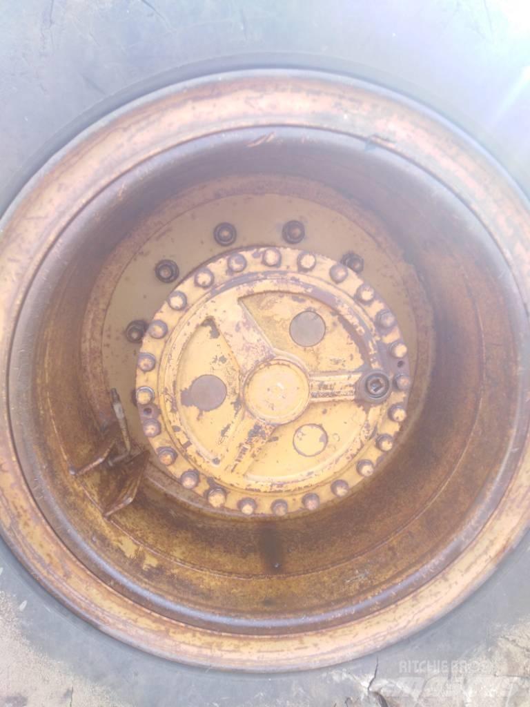  335 Furukawa parts Moteur