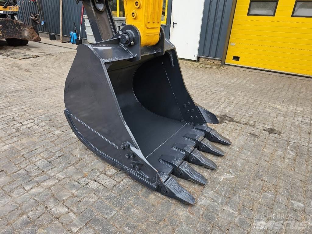 LiuGong CLG 922E Pelle sur chenilles