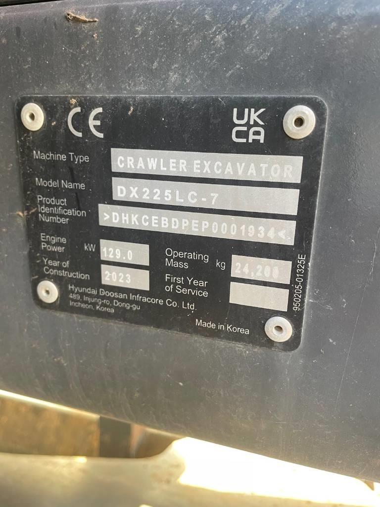 Doosan DX225LC-7 Pelle sur chenilles