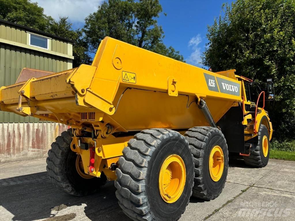 Volvo A 25 G Tombereau articulé