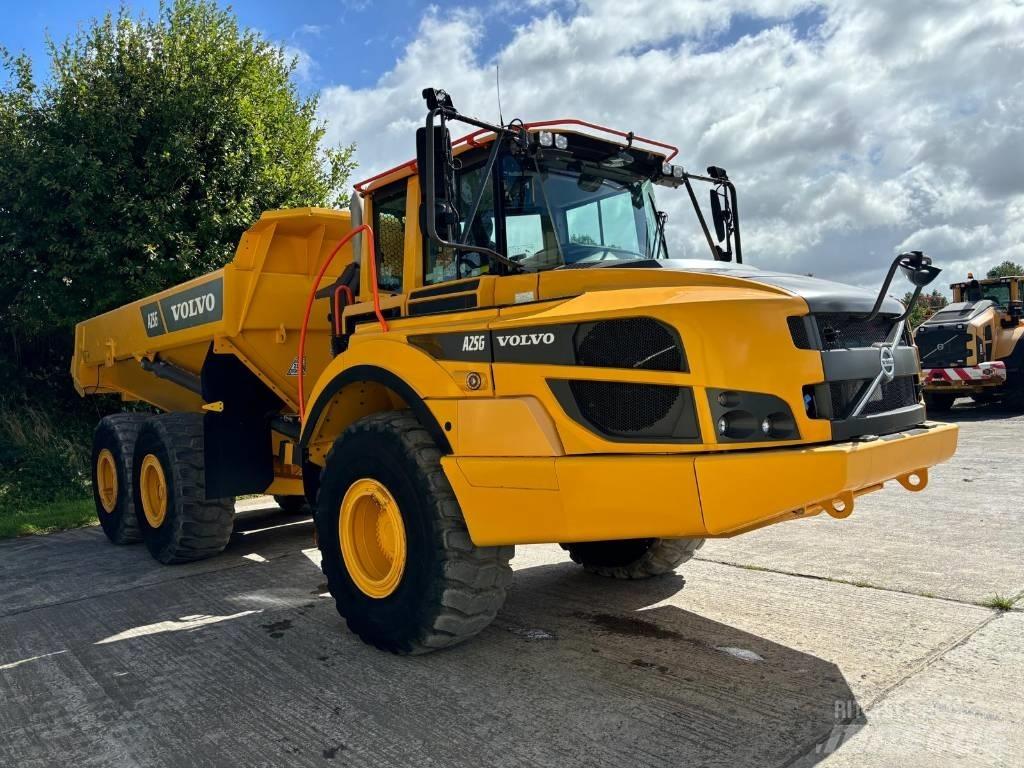 Volvo A 25 G Tombereau articulé