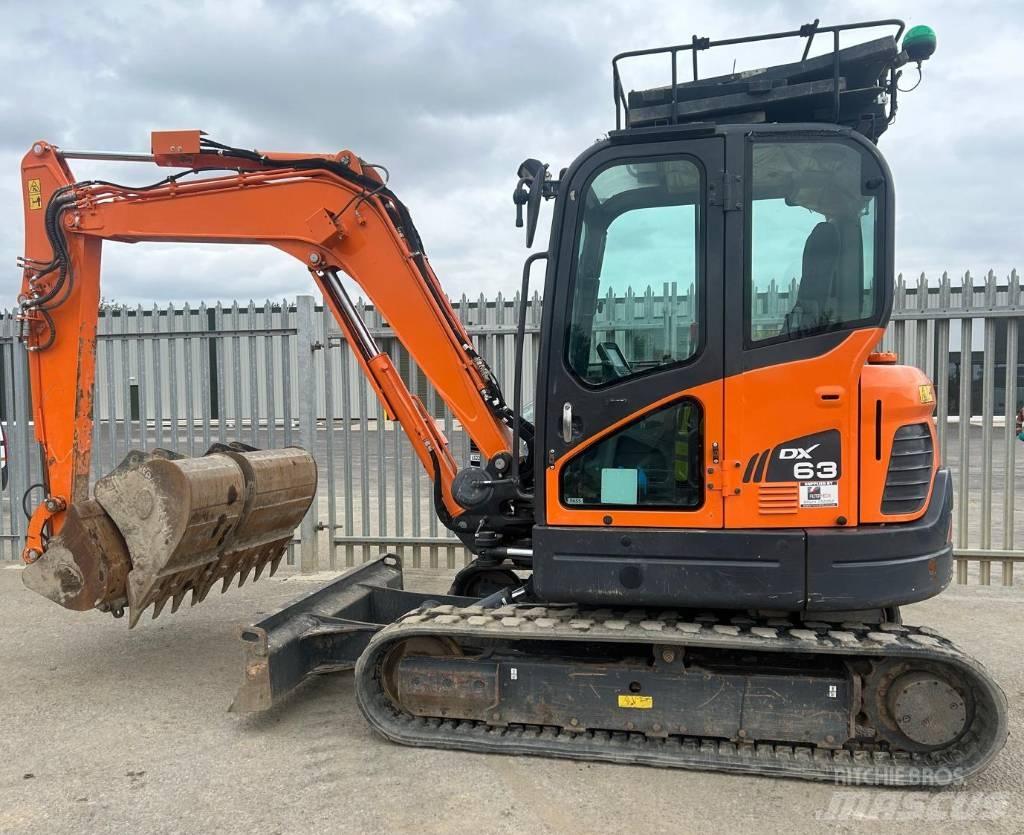 Doosan DX 63-3 Pelle sur chenilles